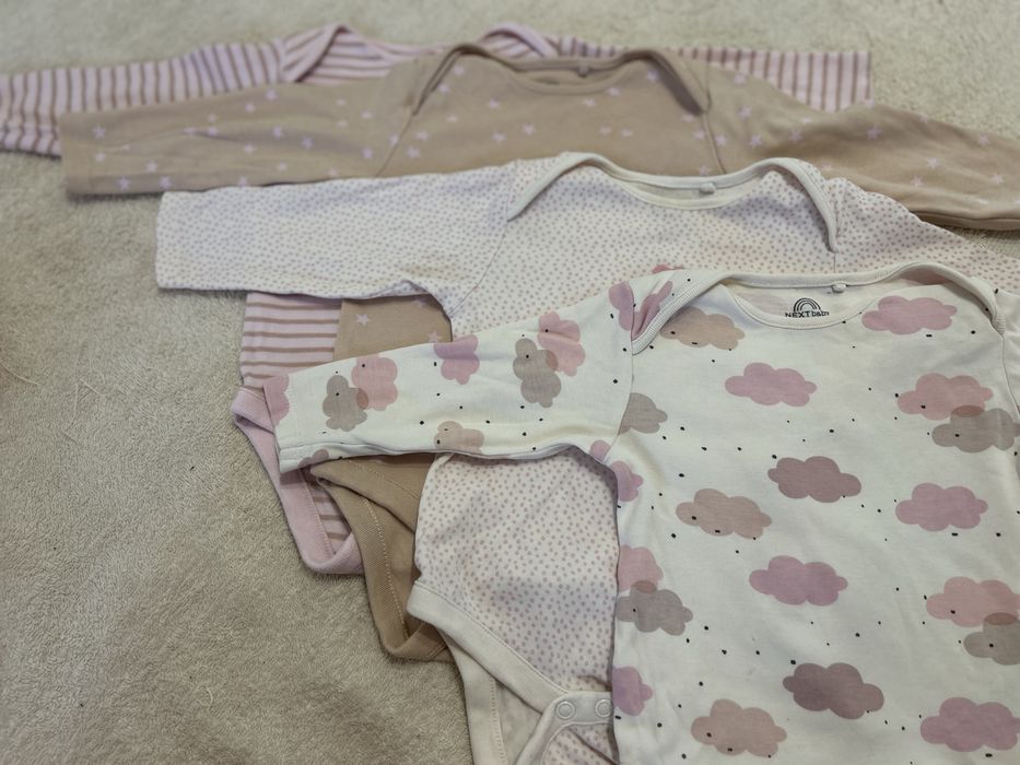 Набор Для дівчинки .Дитячі боді з довгим рукавом 6-9 місяців