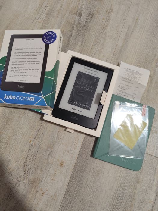 Kobo Clara 2E B&W + Caixa + carregador + capa original + película