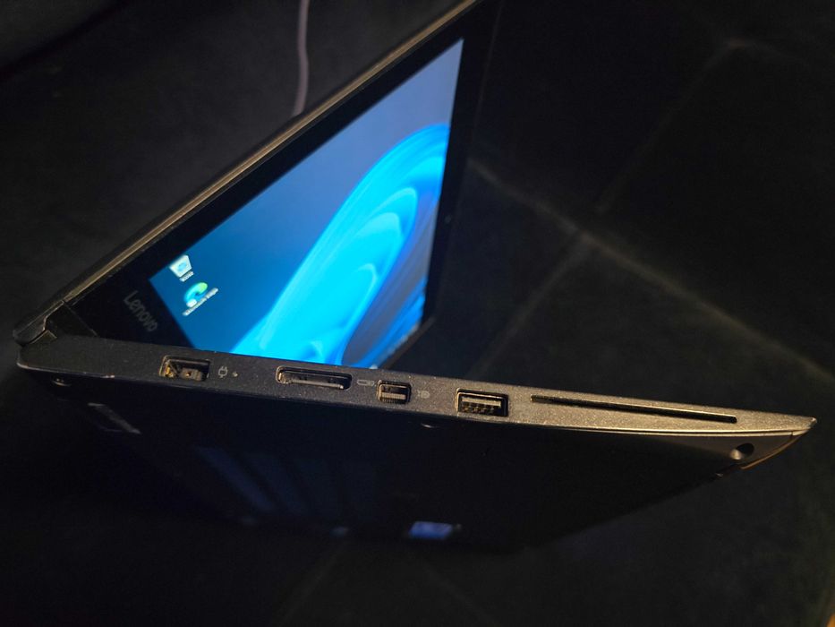 Laptop ThinkPad Lenovo Yoga 260 2-in-1 | Windows 11 | i5-6200U 2.3GHz | 250 SSD | 8GB RAM