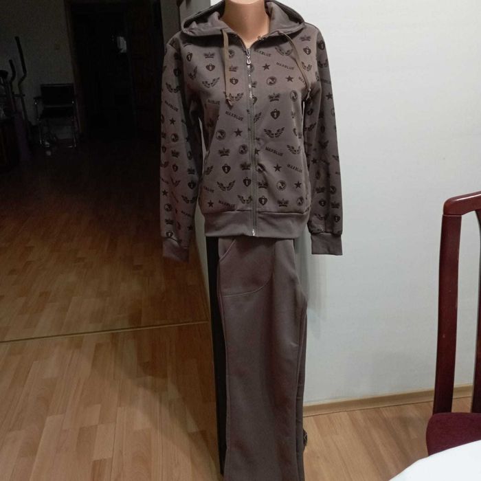 Dres dziewczecy damski