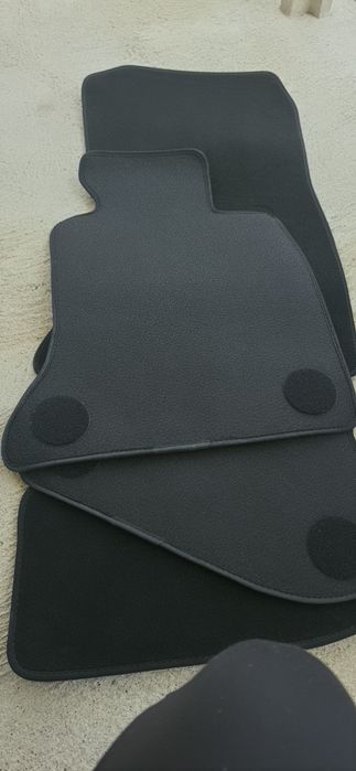 Tapetes veludo  bmw f10/11 em preto