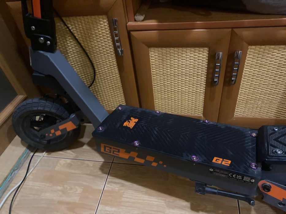 Продам kukirin g2 ідеал стан