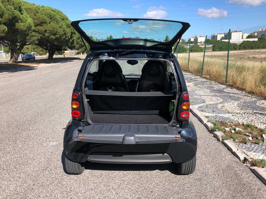 Smart four two coupé