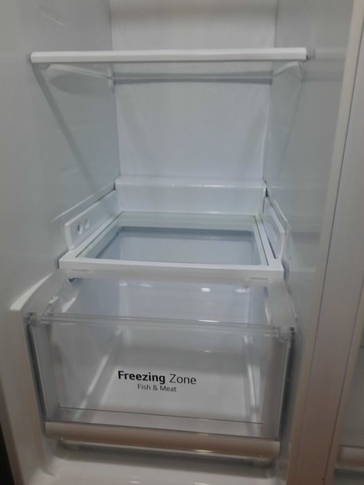 Двухдверний холодильник Side-by-Side LG GC-B247KQDV в ідеальному стані