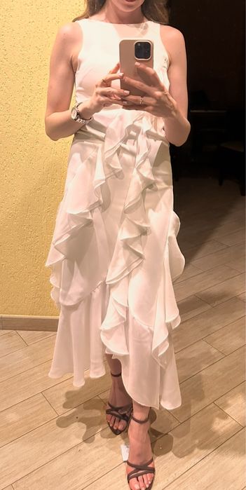 Ексклюзивна біла сукня з воланами (шита на замовлення, ідеальний стан)