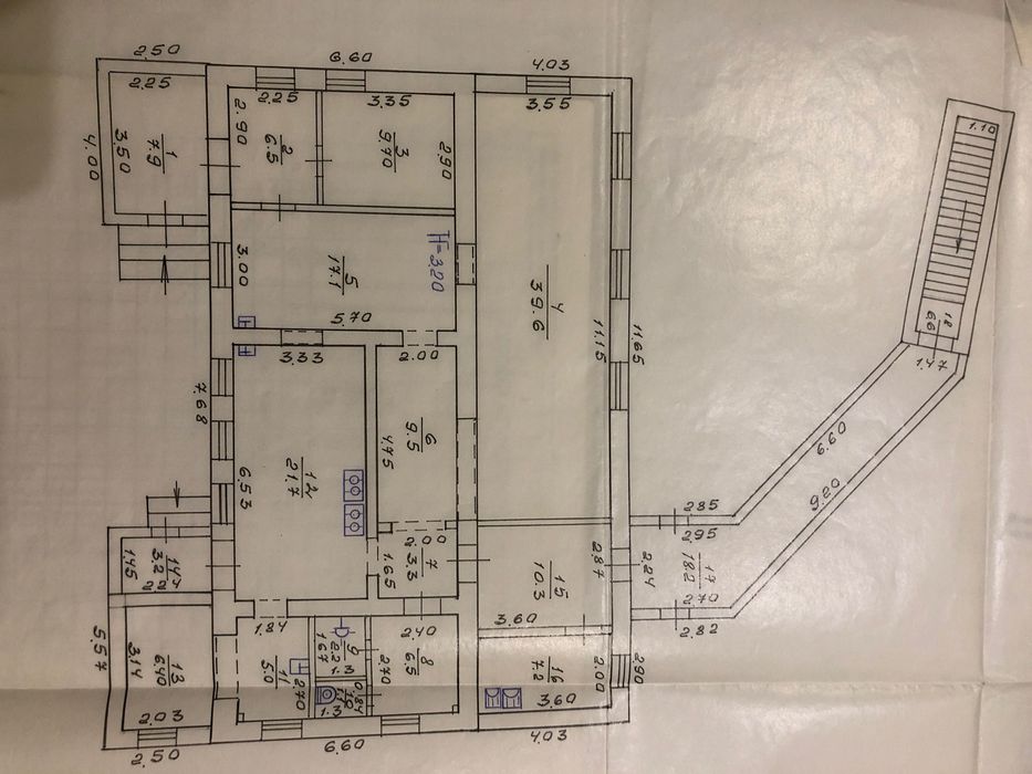Продам нежитлову нерухомість  257м