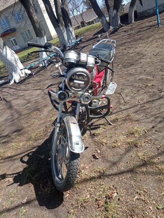 Продам Мотоцикл 110 кубів находу не працює 1 передача