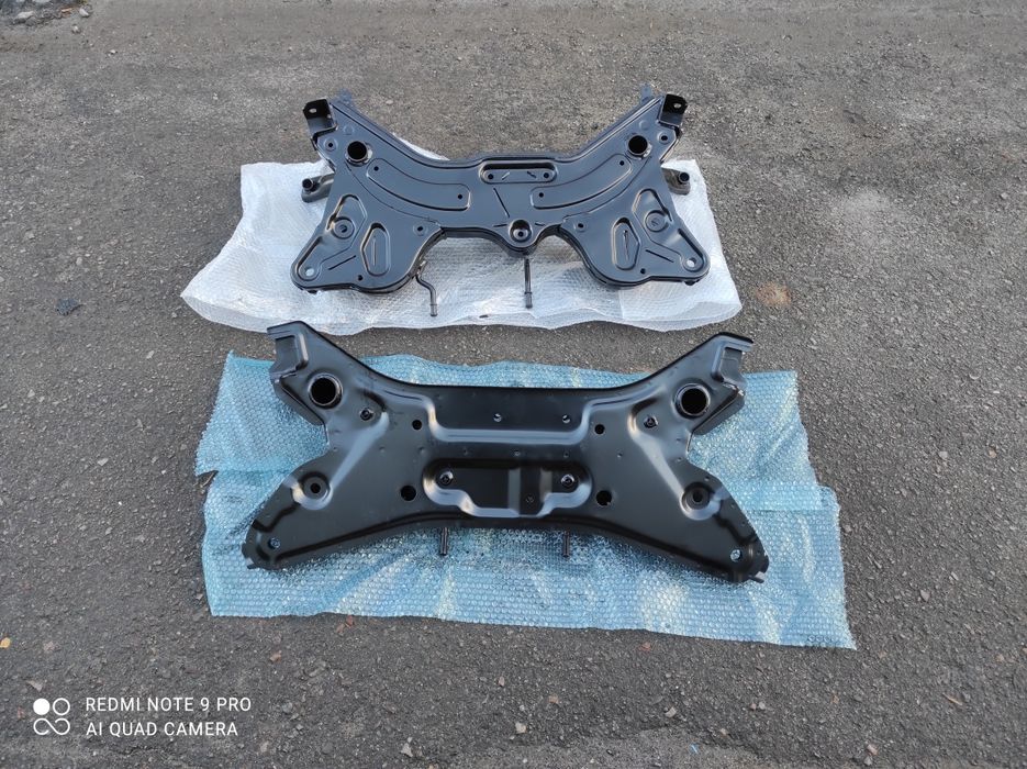 Підрамник передній подрамник балка Suzuki swift Свифт