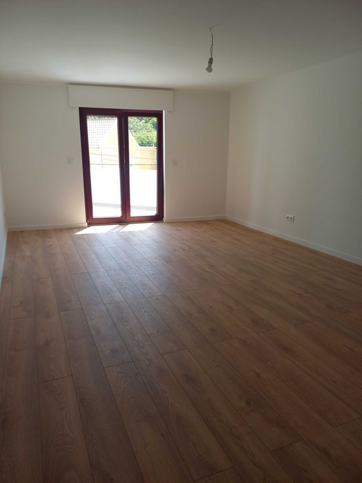 Venda T3 Duplex Area 328m