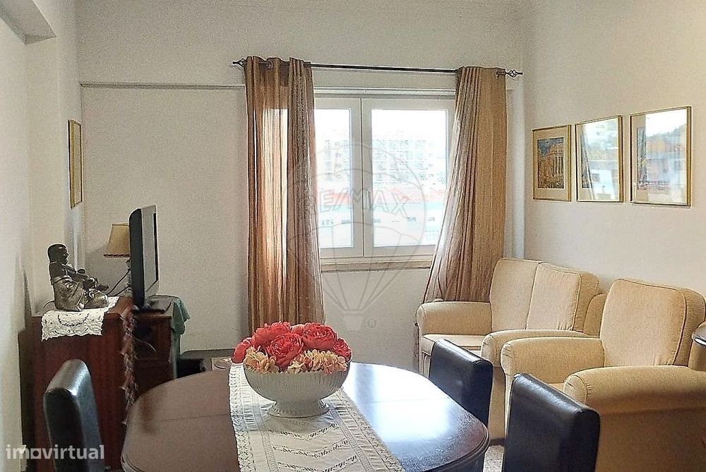 Apartamento T3 para venda — Mina De Água, Lisboa