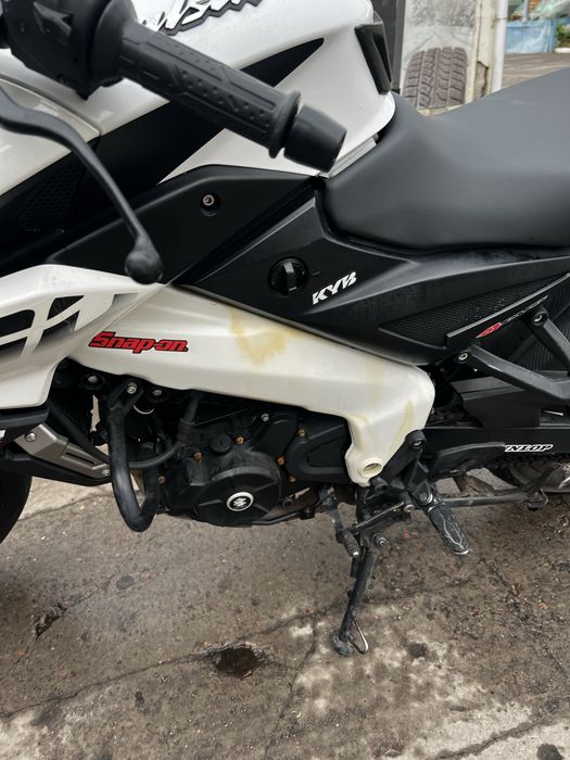Bajaj pulsar ns 200
