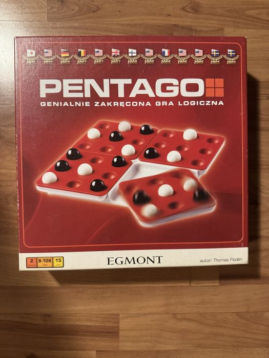 PENTAGO – gra planszowa logiczna dla 2 osób