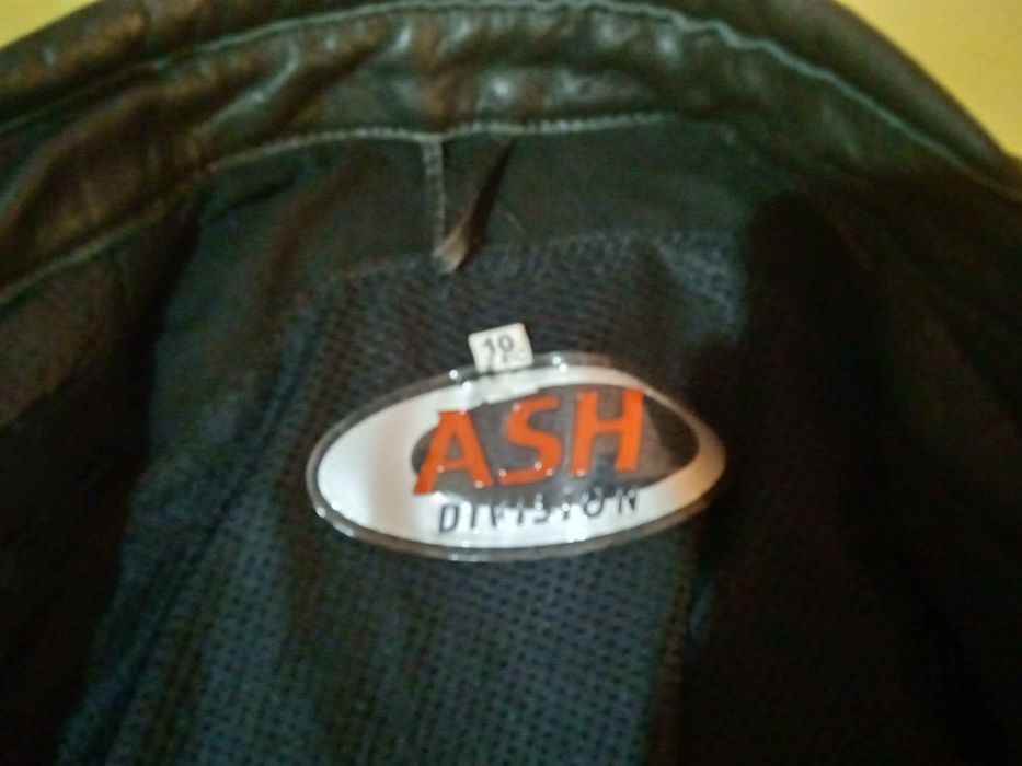 Мото-куртка розмір 10