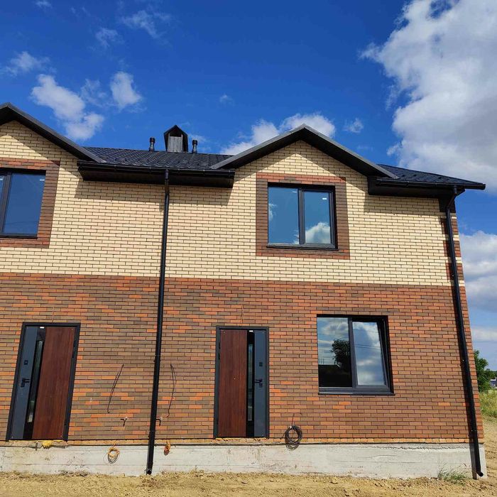 Продам дуплекс район ближніх Зарванців