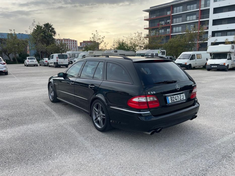 Mercedes-Benz E55 AMG S211
