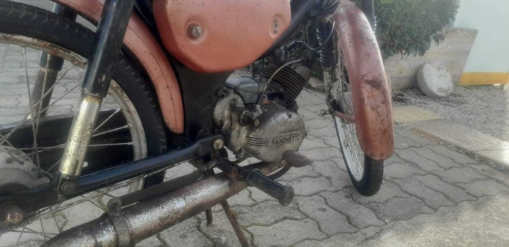 Mota antiga para restaurar