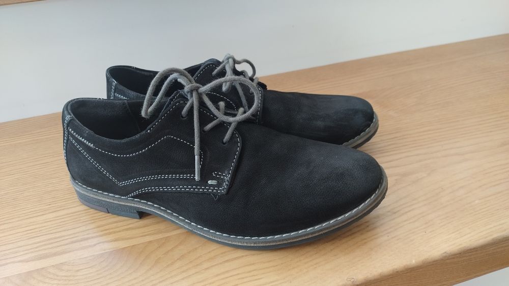 Eleganckie czarne buty 33 Lasocki  półbuty