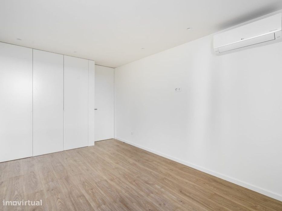 Apartamento T3 Novo em Tenões