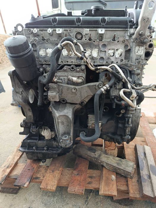 Motor Mercedes REF: OM651940