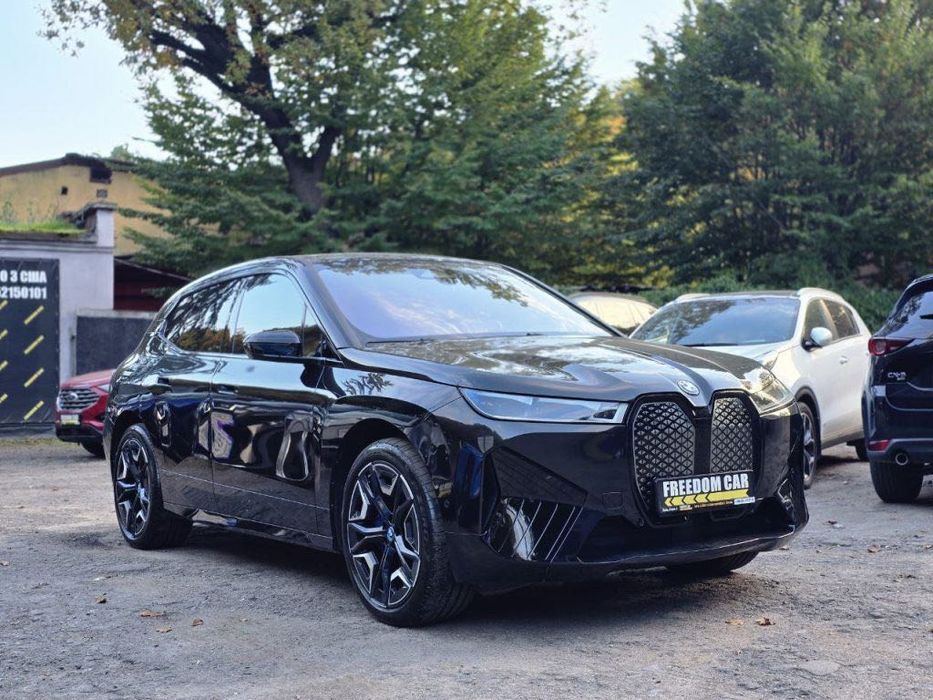 BMW IX XDrive 50