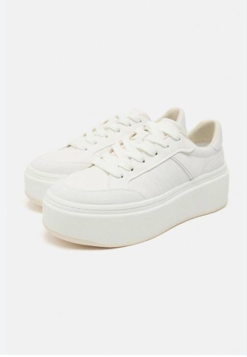 Базові молочно-білі кеди  Zara 38р