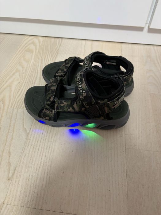 Сандалі Skechers 32 розмір