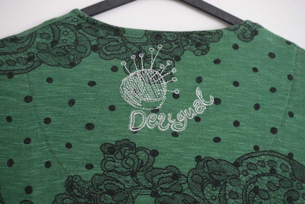 Vestido de malha Desigual original – Tamanho S – Muito bom estado