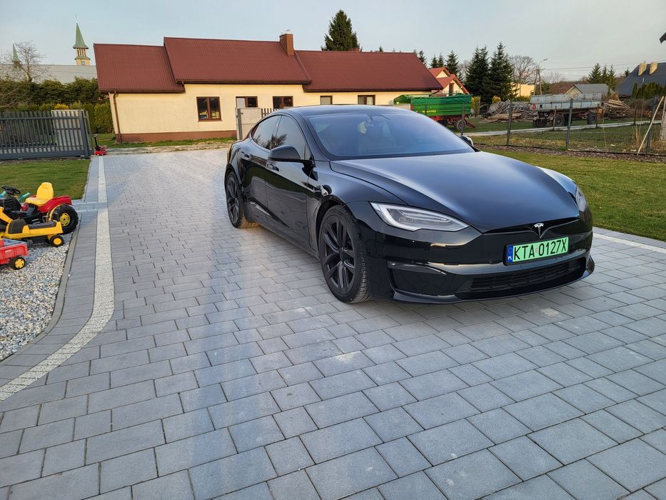 Tesla model S plaid faktura