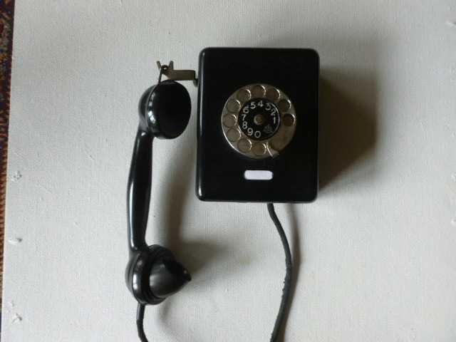Stary polski telefon CB 35