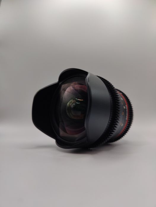 Lente grande angular Samyang 16mm T2.6 VDSLR ED AS UMC - Canon EF Fit