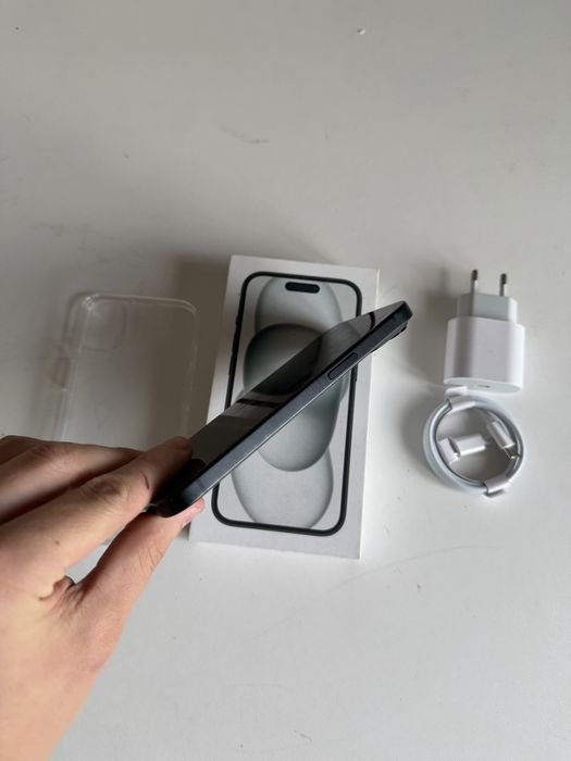 iPhone 15 128gb czarny bateria 100% komplet