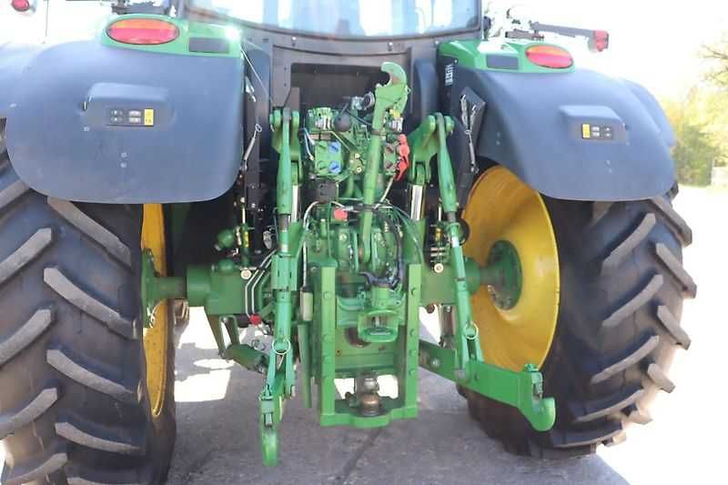 John Deere 6190R