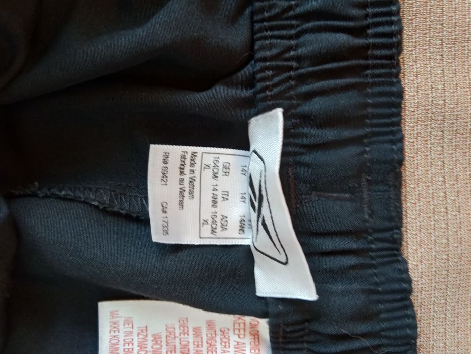 Szorty firmowe Reebok