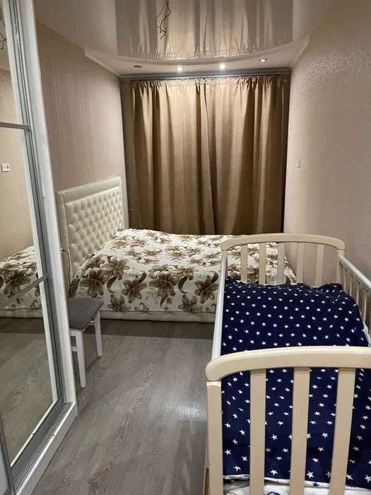 Продам 3 к. квартиру Харьковских Дивизий метро Армейская Новые Дома
