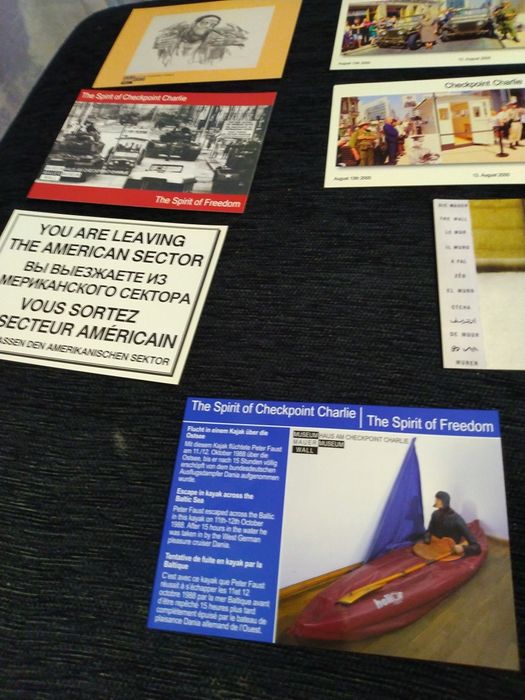 Postais Museu Mauer / CheckpointCharlie