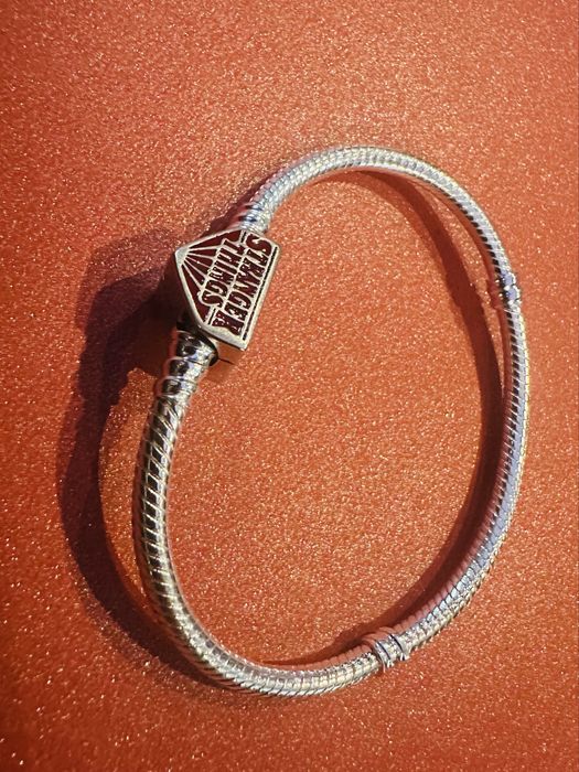 Bransoletka Stranger Things