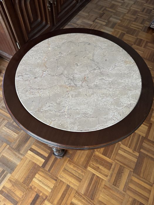 Mesa de apoio em mogno e pedra de marmore