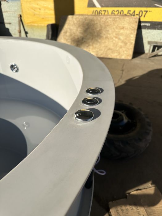 Чан круглий 190х100 на 4-6 осіб