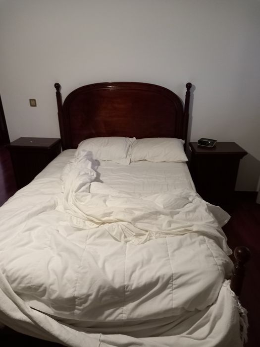 Mobilia de quarto de solteiro
