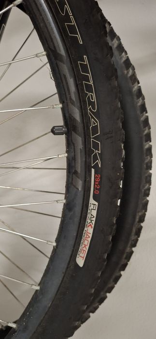 Vendo bicicleta Specialized  Hardrock  Disc 29