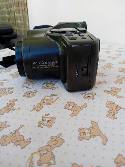 Máquina fotográfica Olympus AZ-330