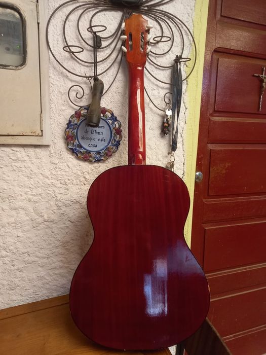 Guitarra como nova