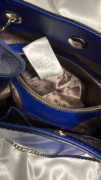 Жіноча сумка бренду patrizia pepe