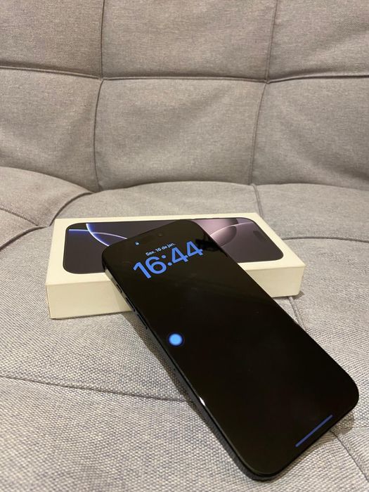 IPhone 16 Pro Max, Titanium, 256GB na Garantia