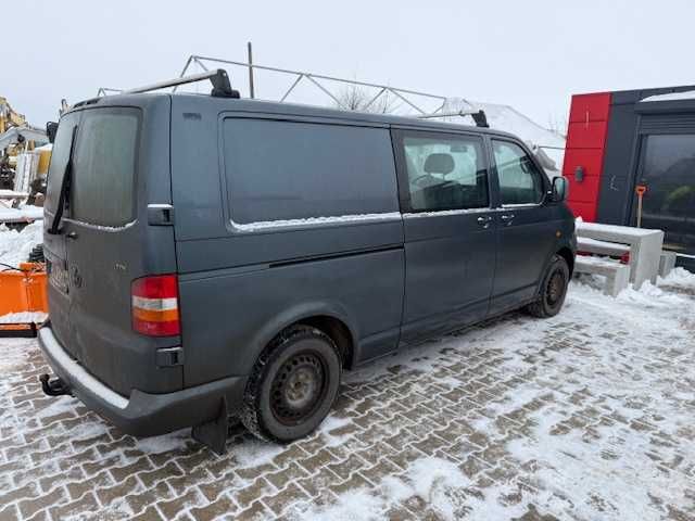 VW T5 2,5Tdi, brygadówka , hak, relingi