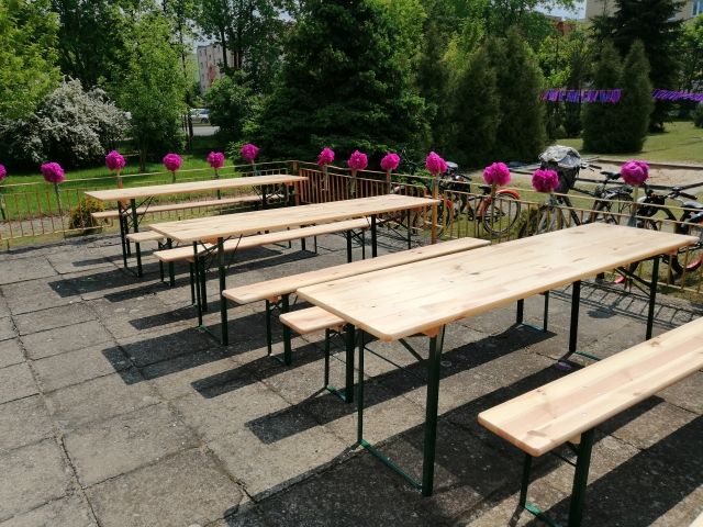 Wynajem, wypożyczanie: namiotów, krzeseł, stołów, pokrowców, obrusów