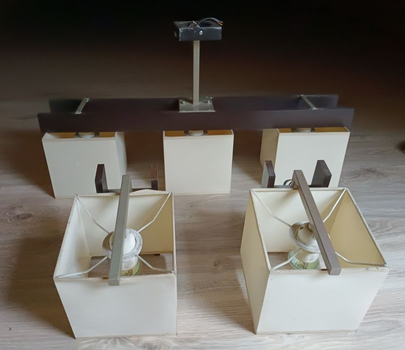 Lampa sufitowa i 2 kinkiety. Stan idealny. Naprawdę warto.