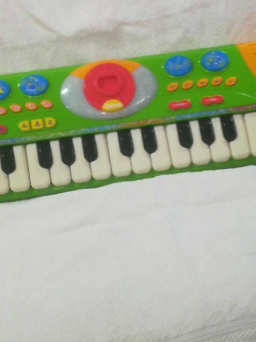 Piano/Teclado musical de brincar
