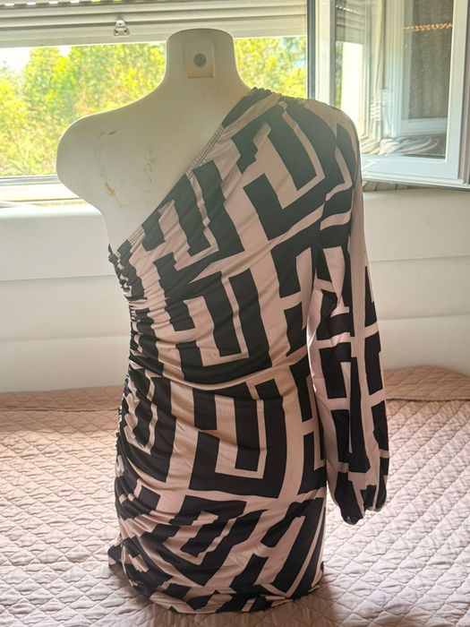 Vestido Ajustado Shein SXY Assimétrico
