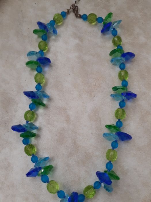 Бусы очень нарядные